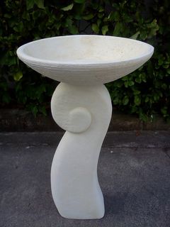New Zealand made birdbaths that look great