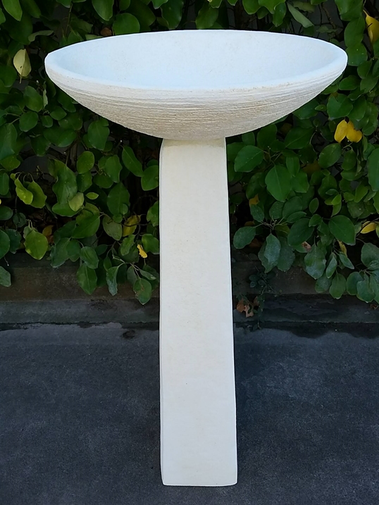 Modern birdbath 100 cm $210