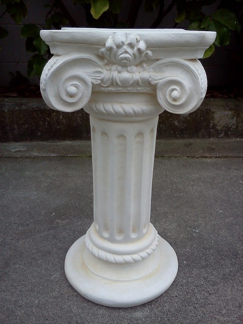 Ionic column 41 cm $80