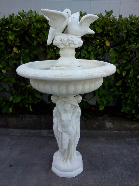 Three ladies fountain with kissing doves $599