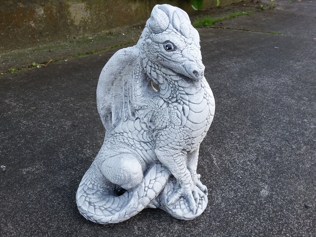 Dragon Standing 30 Auckland Garden Ornaments Direct From The Factory - Concrete Dragon Garden Ornaments