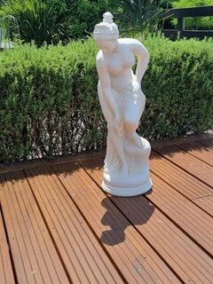 Bath Lady